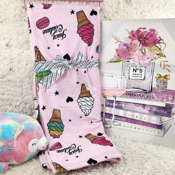 Juicy couture plush throw sale